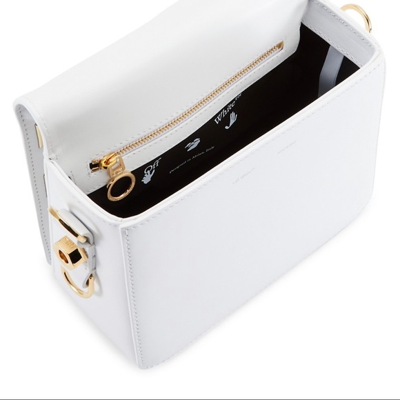 Off-White
Metallic-Striped Leather Two-Way Flap Bag - Picture 4 of 5